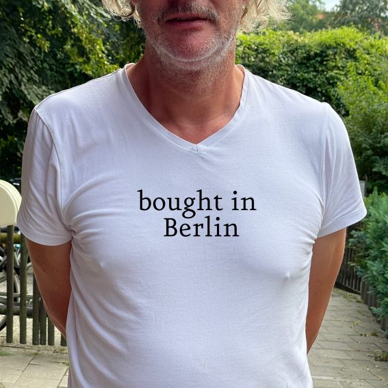 25 semantic streetwear juli gudehus bought in Berlin